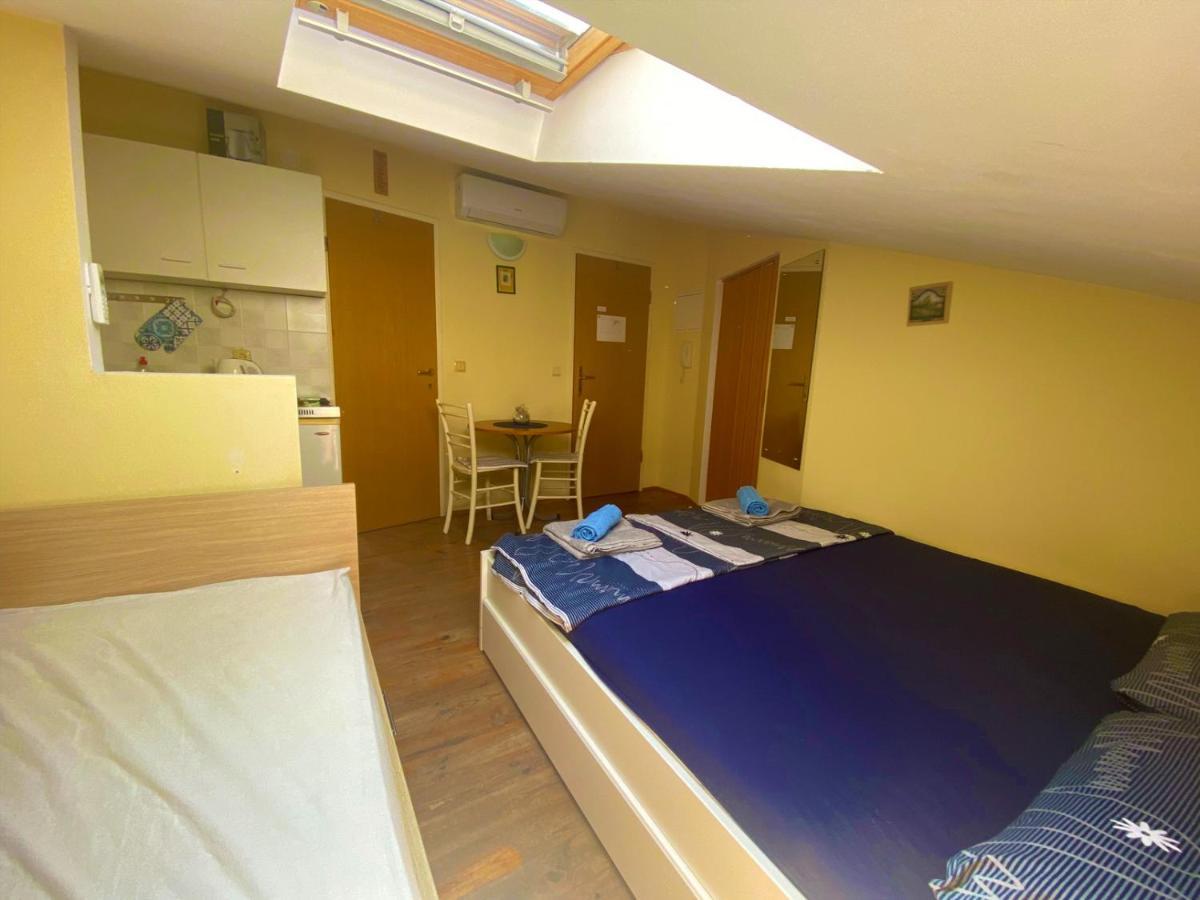 Sailor Apartments Паг Екстериор снимка