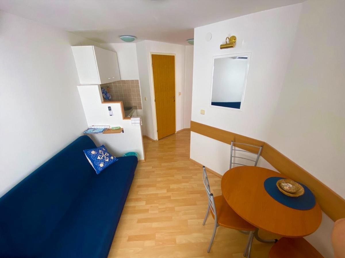 Sailor Apartments Паг Екстериор снимка